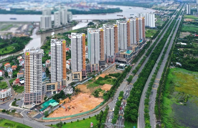 Thị trường bất động sản “ấm” hơn